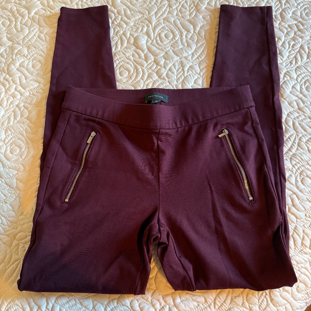 ANN TAYLOR CRANBERRY/MAROON LEGGINGS SMALL TALL